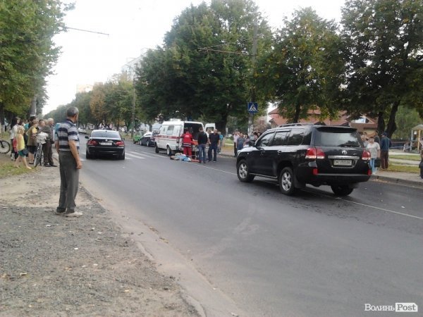 Жінку збили біля переходу. ФОТО